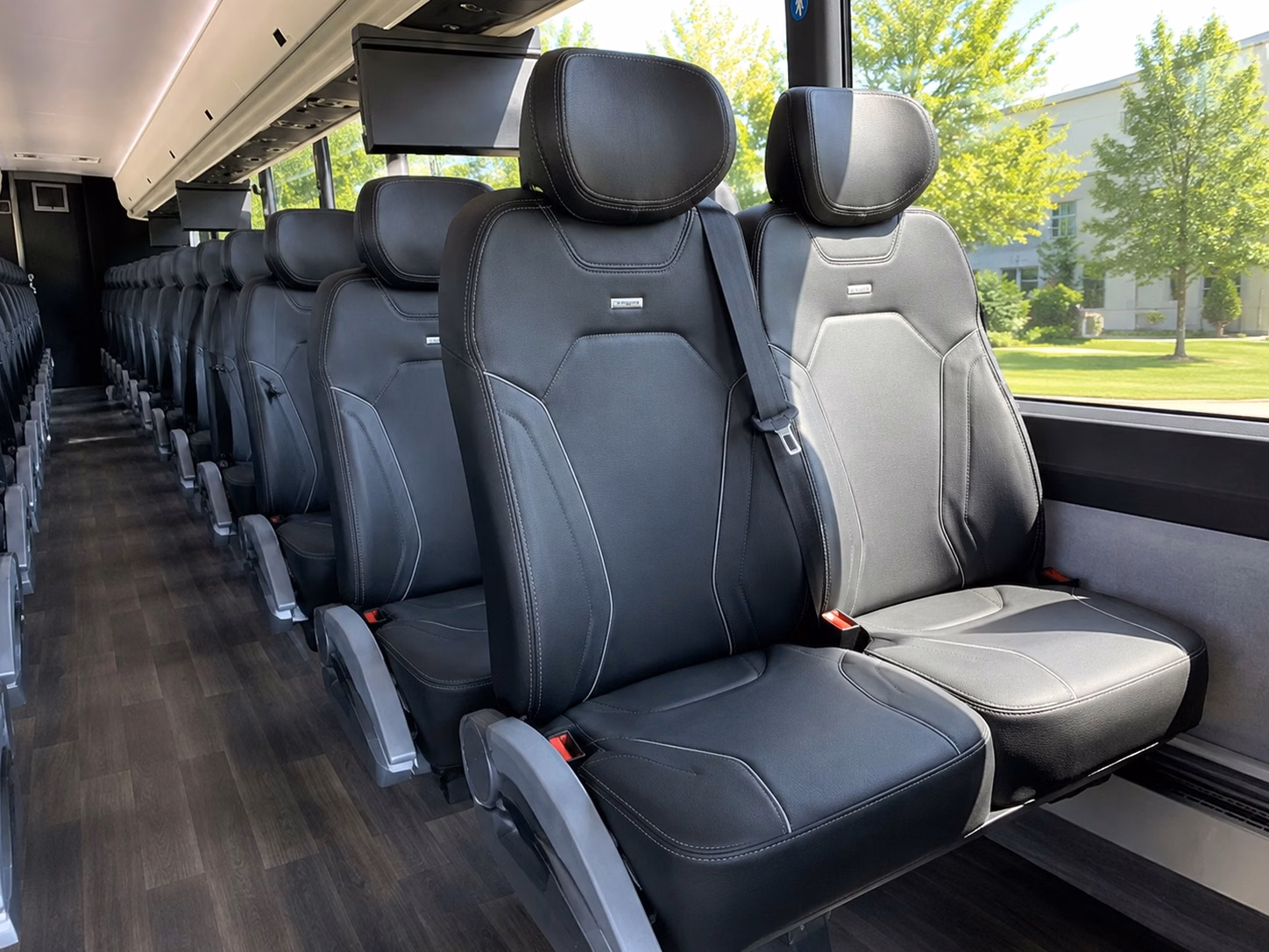 charter buses for large mesquite prom groups and after prom events